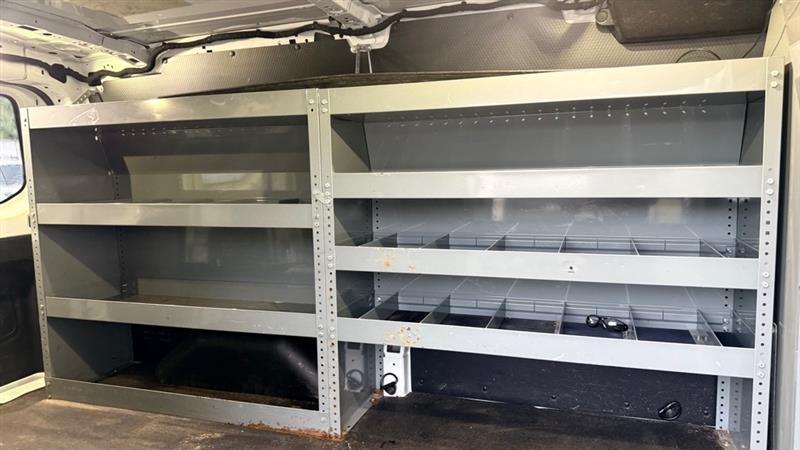 Ford Transit 250 Van Low Roof 60/40 Pass.130-in. WB 2017