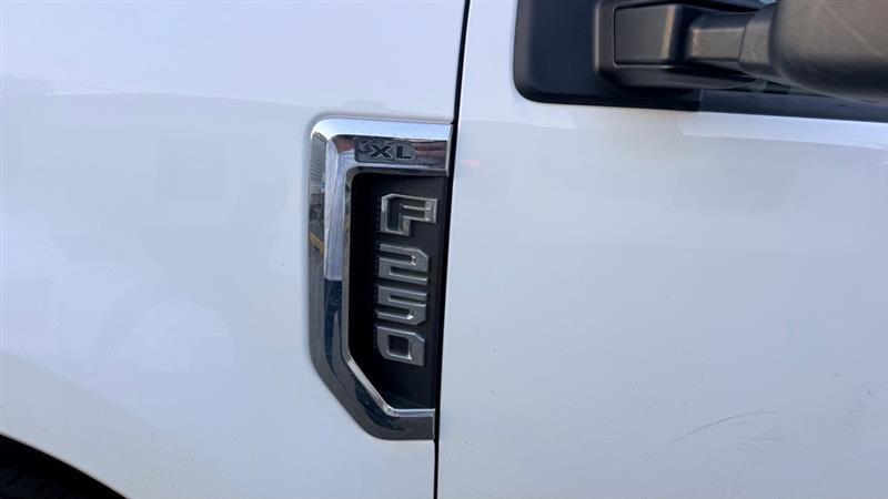 Ford F-250 SD King Ranch Crew Cab 4WD 2017