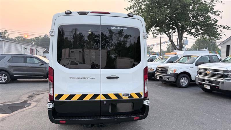 Ford Transit 150 Van Med. Roof w/Sliding Pass. 130-in. WB 2017