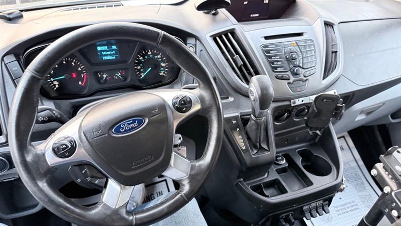 Ford Transit 150 Van Med. Roof w/Sliding Pass. 130-in. WB 2017