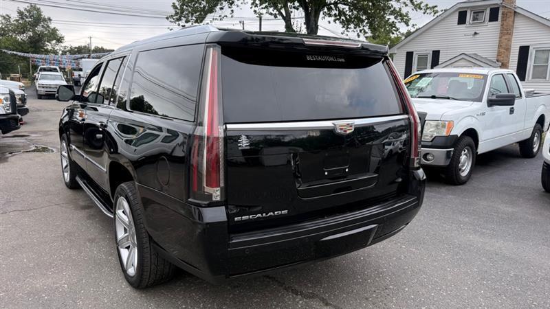 Cadillac Escalade ESV Luxury 4WD 2016