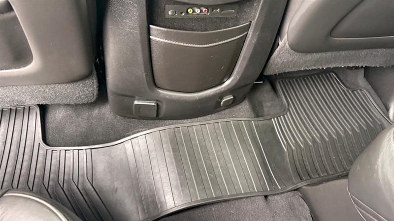 Cadillac Escalade ESV Luxury 4WD 2016