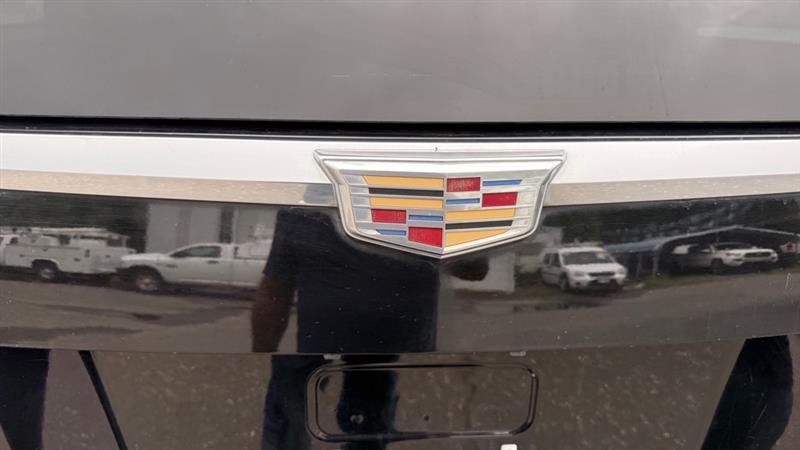 Cadillac Escalade ESV Luxury 4WD 2016