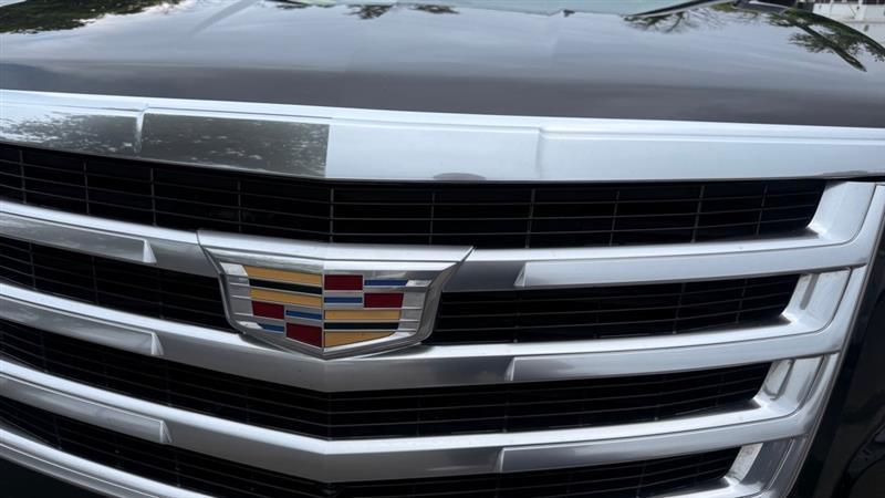 Cadillac Escalade ESV Luxury 4WD 2016