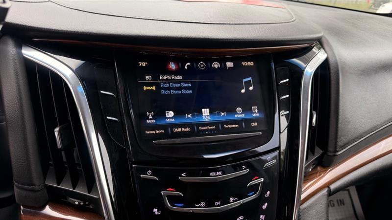Cadillac Escalade ESV Luxury 4WD 2016