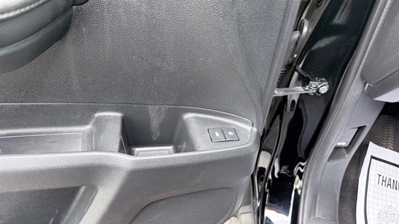 Honda Pilot Touring w/Rear Captain's Chairs AWD 2019