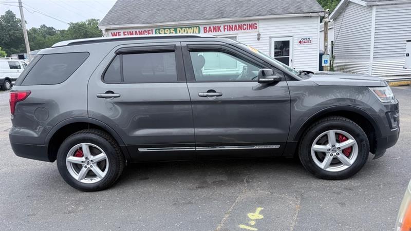 Ford Explorer XLT 4WD 2016