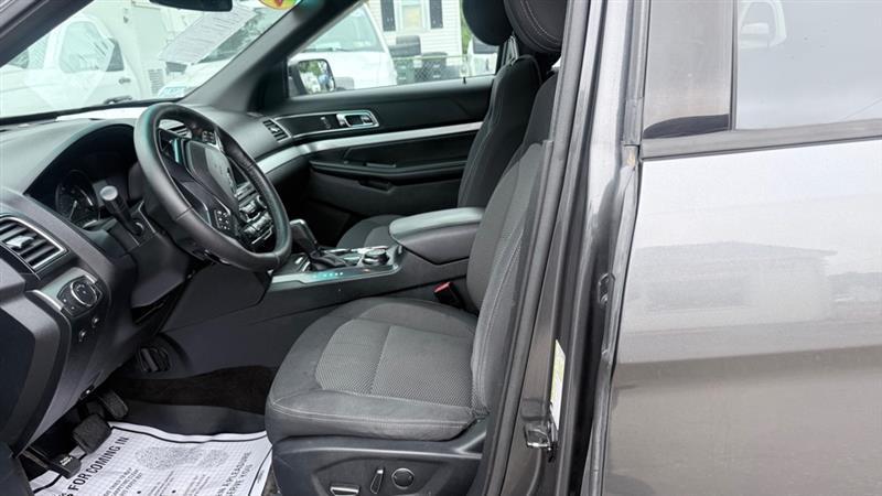 Ford Explorer XLT 4WD 2016