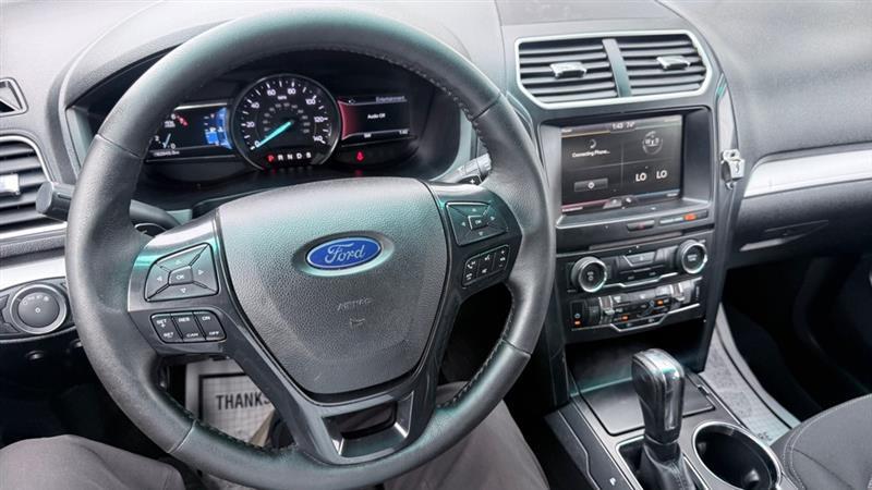 Ford Explorer XLT 4WD 2016