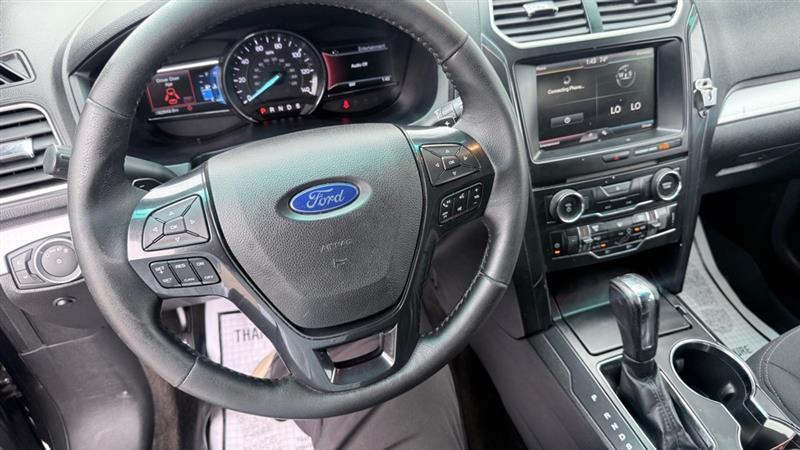 Ford Explorer XLT 4WD 2016