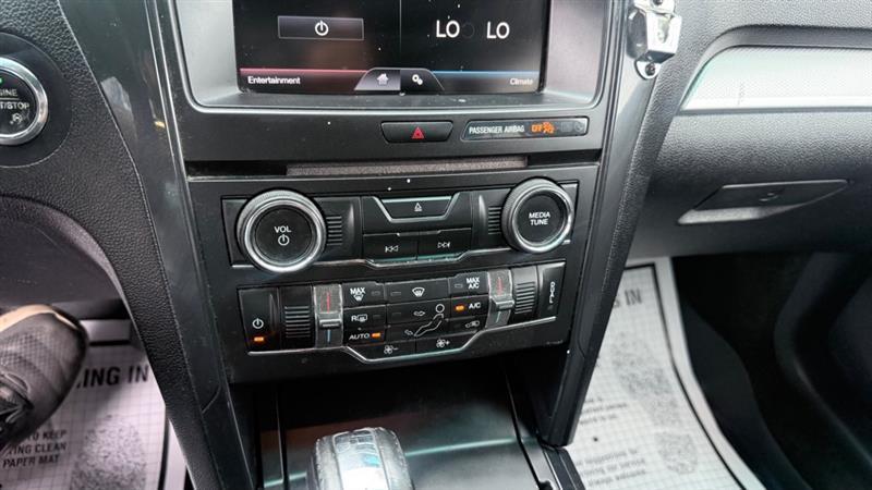 Ford Explorer XLT 4WD 2016