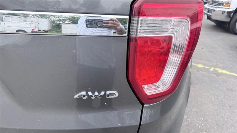 Ford Explorer XLT 4WD 2016