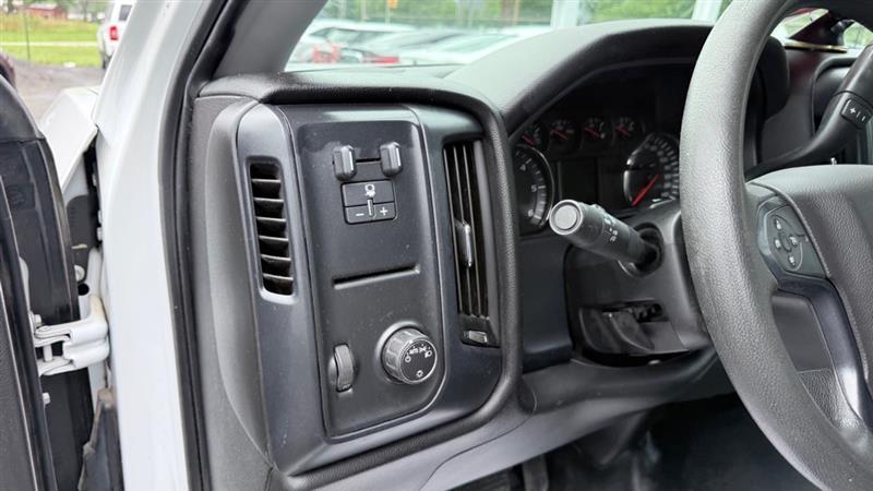 Chevrolet Silverado 1500 Work Truck Short Box 2WD 2015