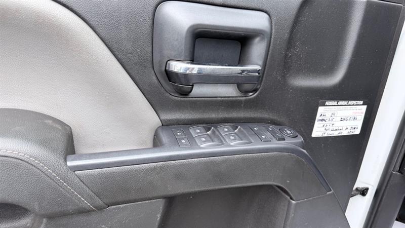 Chevrolet Silverado 2500HD Work Truck Crew Cab 4WD 2015