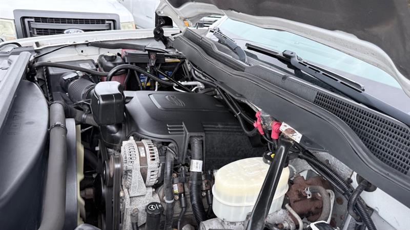 Chevrolet Silverado 2500HD Work Truck Crew Cab 4WD 2015