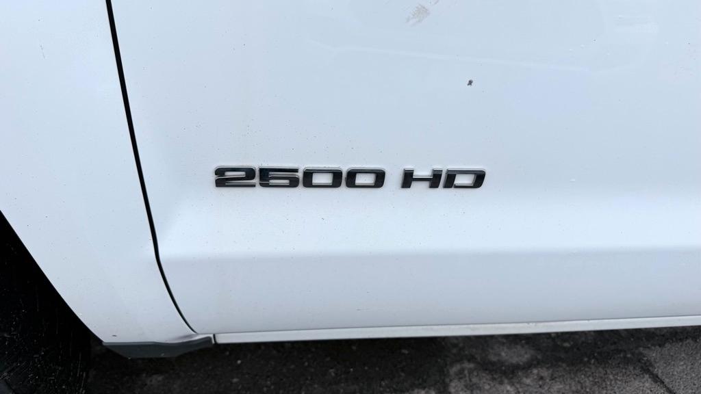 Chevrolet Silverado 2500HD 4WD Crew Cab 167.7" Work Truck 2015