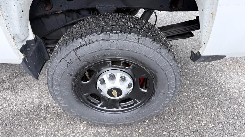 Chevrolet Silverado 2500HD 4WD Crew Cab 167.7" Work Truck 2015