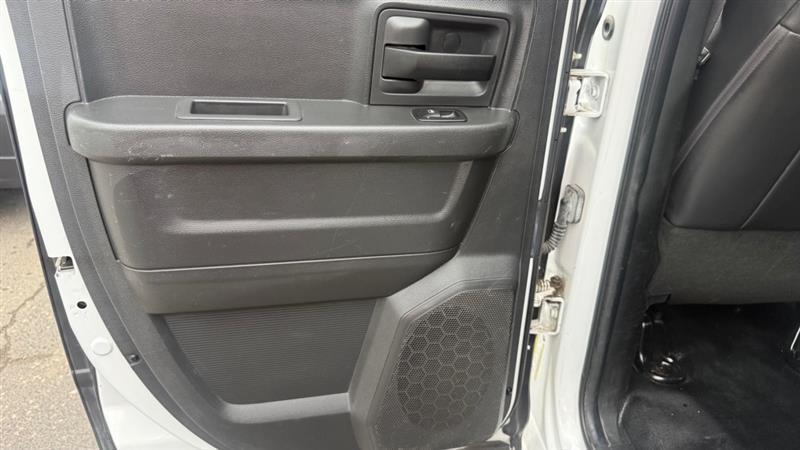 Dodge 1500 ST Quad Cab 2WD 2012