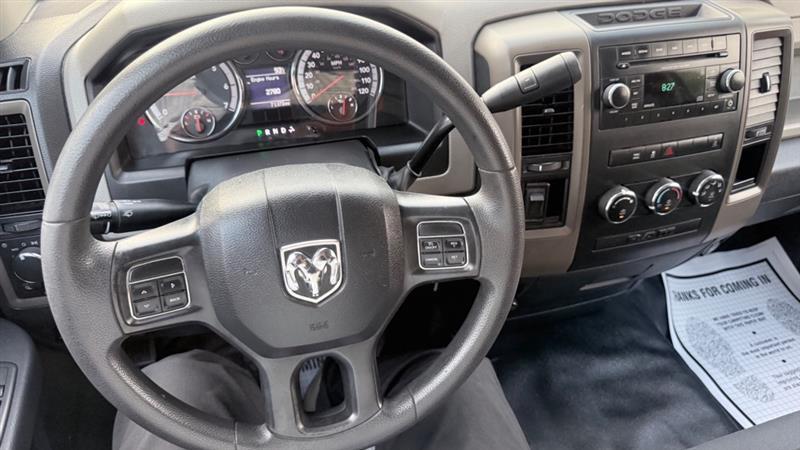 Dodge 2500 ST 2WD 2012