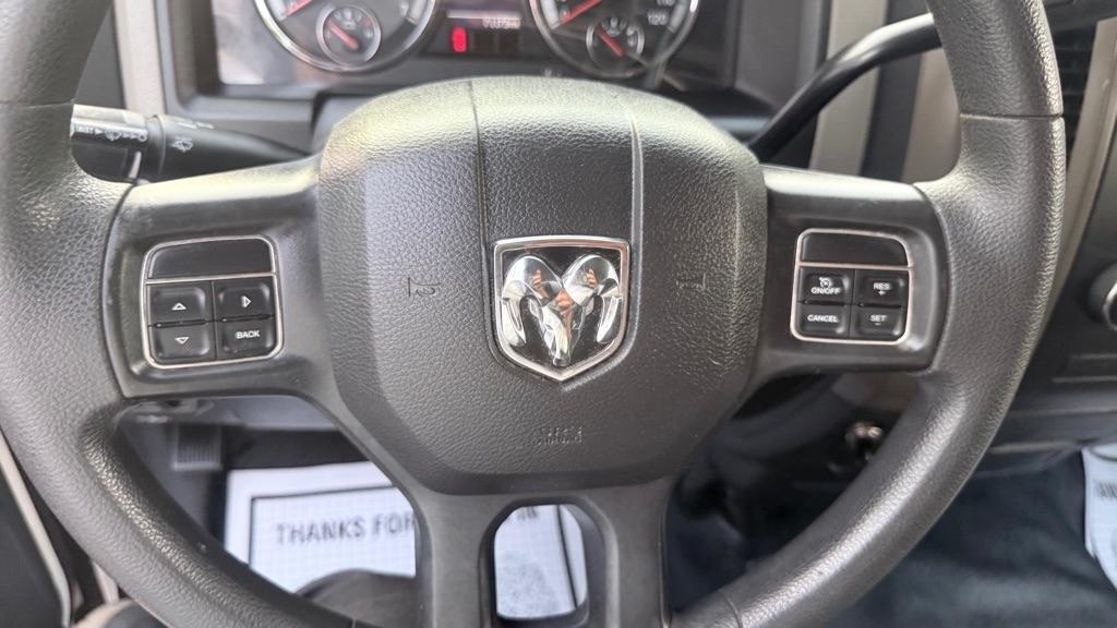 Dodge 2500 2WD Reg Cab 140.5" ST 2012