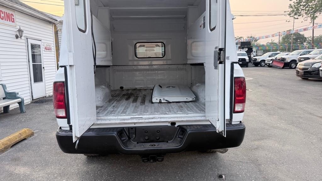 Dodge 2500 2WD Reg Cab 140.5" ST 2012