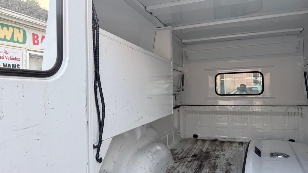 Dodge 2500 2WD Reg Cab 140.5" ST 2012