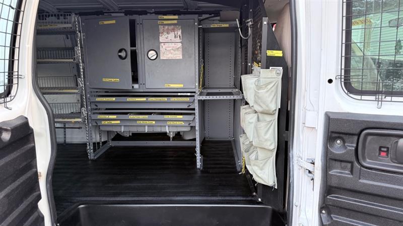 Chevrolet Express 2500 Cargo 2011