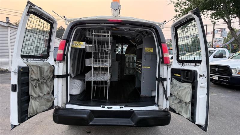 Chevrolet Express 2500 Cargo 2011