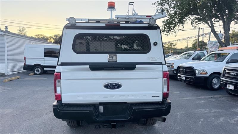 Ford F-250 SD XL SuperCab 4WD 2017