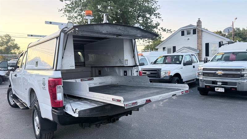 Ford F-250 SD XL SuperCab 4WD 2017