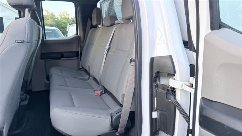 Ford F-250 SD XL SuperCab 4WD 2017