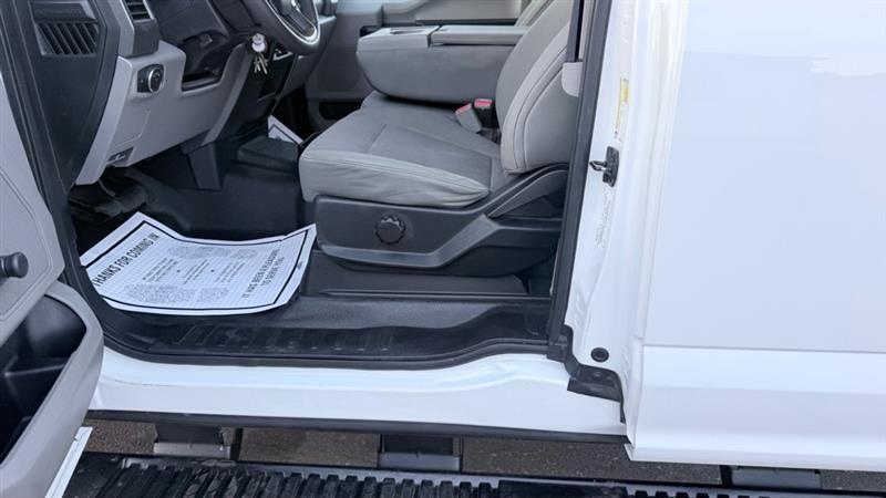 Ford F-250 SD XL SuperCab 4WD 2017