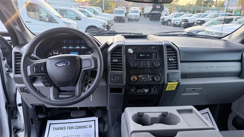 Ford F-250 SD XL SuperCab 4WD 2017