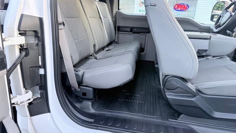 Ford F-250 SD XL SuperCab 4WD 2017