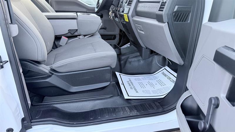 Ford F-250 SD XL SuperCab 4WD 2017