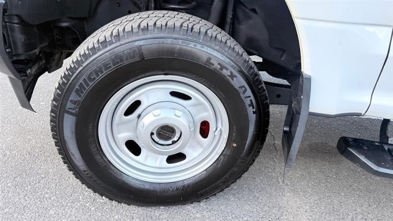 Ford F-250 SD XL SuperCab 4WD 2017