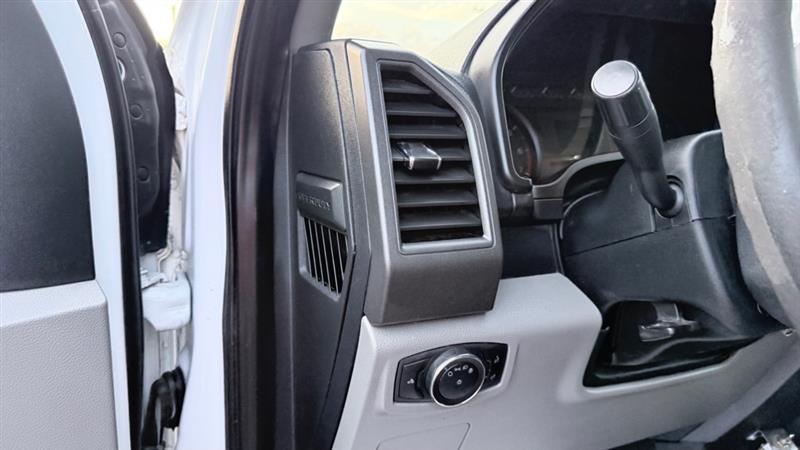 Ford F-350 SD Platinum Crew Cab 4WD 2020