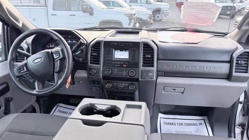 Ford F-350 SD Platinum Crew Cab 4WD 2020