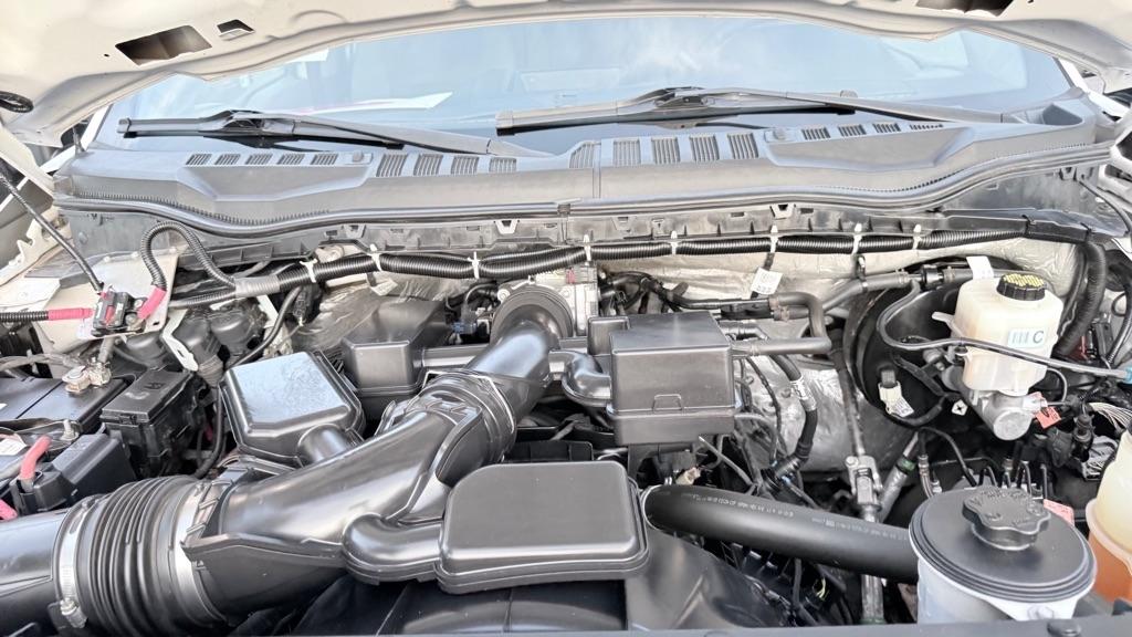 Ford F-350 SD Platinum 4WD Crew Cab 8' Box 2020