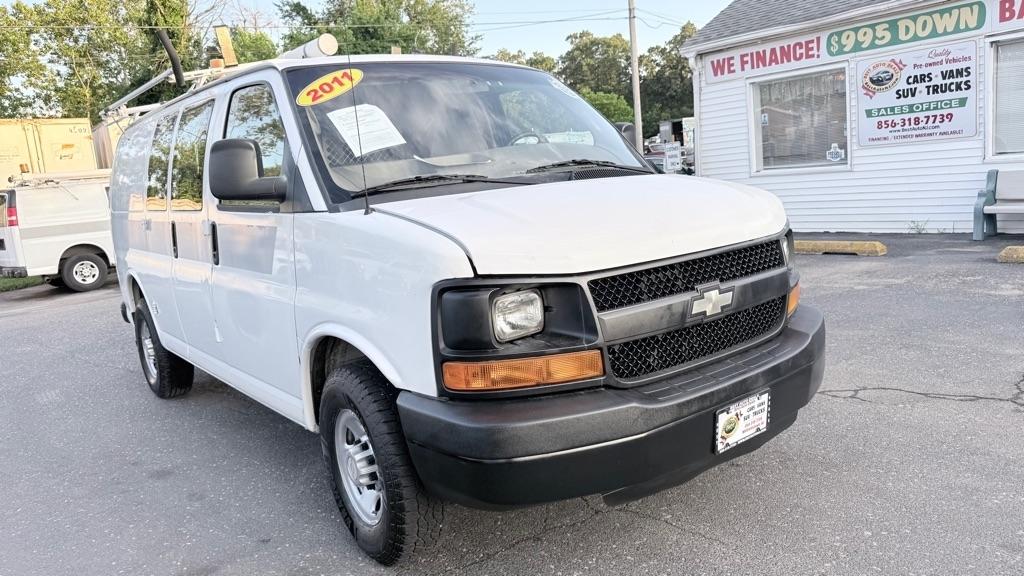 Chevrolet Express RWD 2500 135" 2011