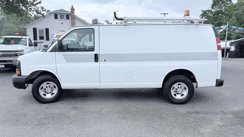 Chevrolet Express 2500 Cargo 2011