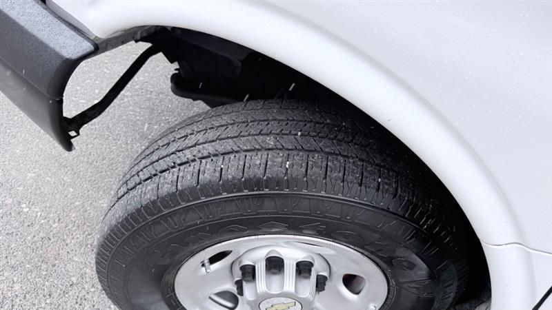 Chevrolet Express 2500 Cargo 2011