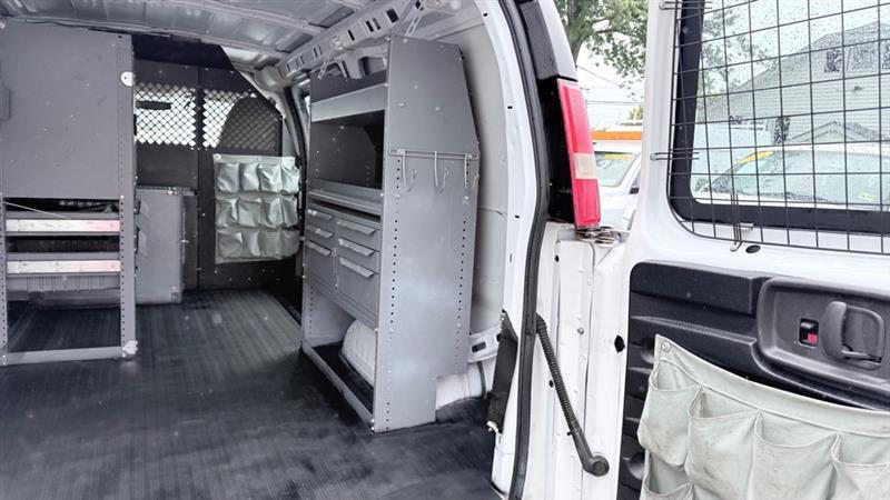 Chevrolet Express 2500 Cargo 2011
