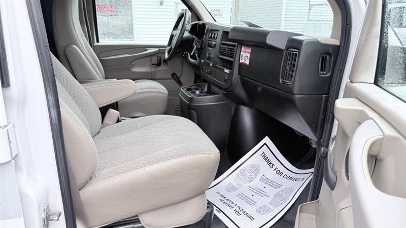 Chevrolet Express 2500 Cargo 2011