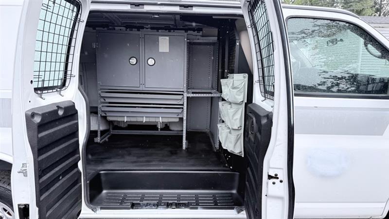 Chevrolet Express 2500 Cargo 2011