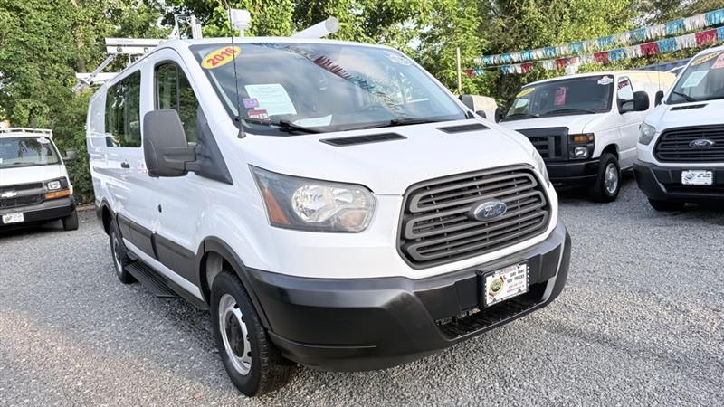 Ford Transit 250 Van Low Roof 60/40 Pass.130-in. WB 2016
