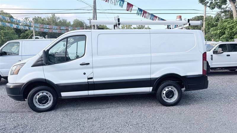 Ford Transit 250 Van Low Roof 60/40 Pass.130-in. WB 2016