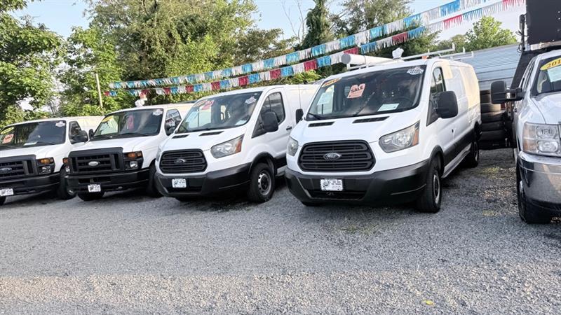 Ford Transit 250 Van Low Roof 60/40 Pass.130-in. WB 2016