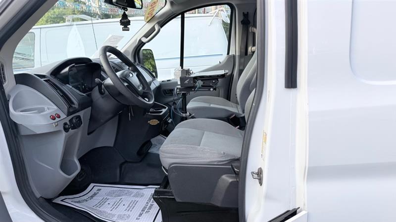Ford Transit 250 Van Low Roof 60/40 Pass.130-in. WB 2016
