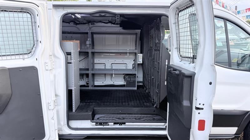 Ford Transit 250 Van Low Roof 60/40 Pass.130-in. WB 2016